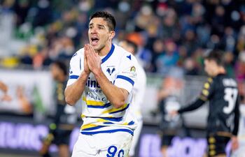 Giovanni Simeone , goleador del Hellas Verona.