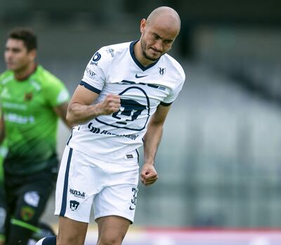 Carlos Gabriel González (27 años)