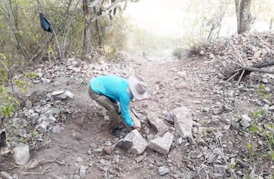Don Ramón Largo Irala (73), uno de los sacrificados trabajadores de la cantera en Fuerte Olimpo.