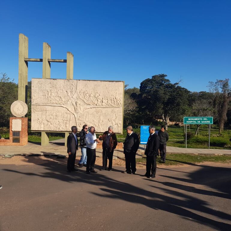 El recorrido histórico fue acompañado por varias autoridades importantes.