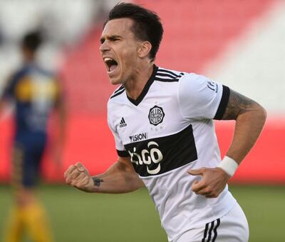 Mouche marcó cuatro goles con la casaca decana.