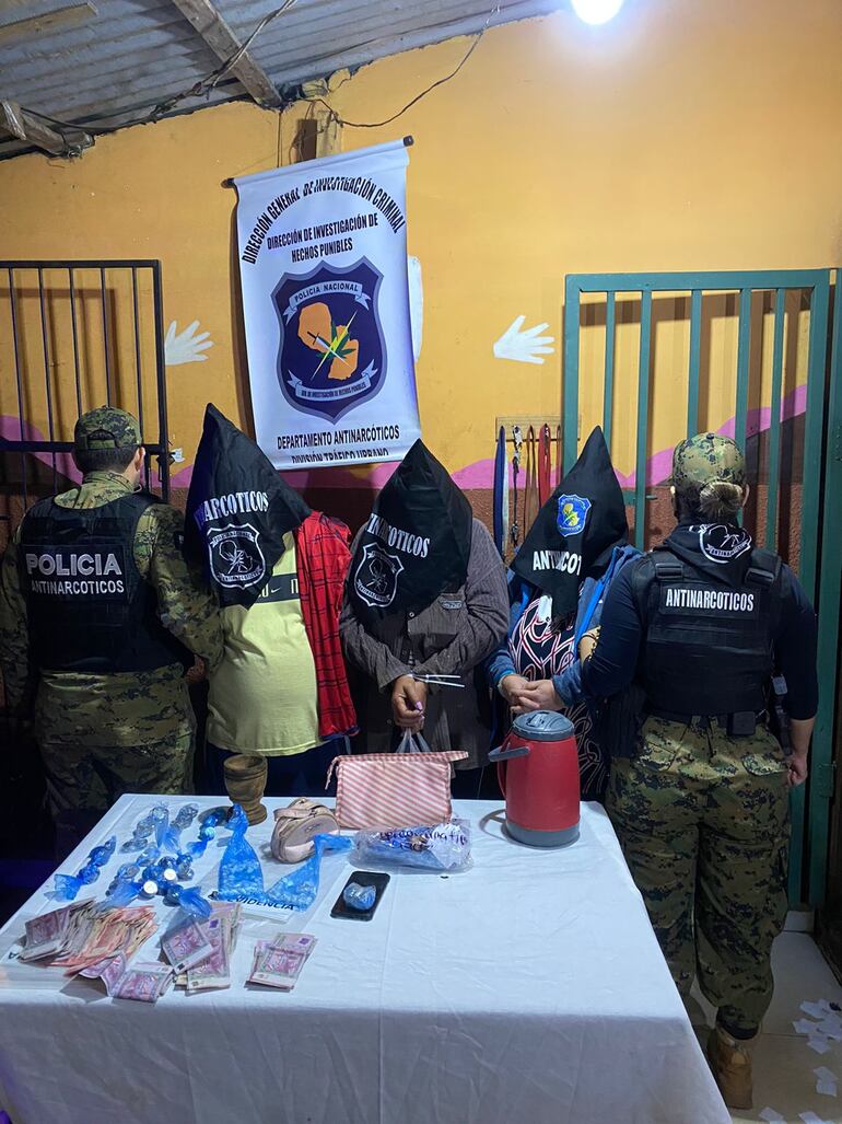 Antinarcóticos realizaron allanamiento en Ñemby.