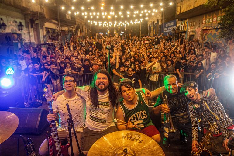 Vecindad Autopsia en La Chispa. El grupo también será parte del festival de este fin de semana. Foto: Milena Coral.