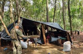Un campamento narco hallado en la colonia Estrella, a unos 60 kilómetros de Pedro Juan Caballero. (Imagen de archivo).