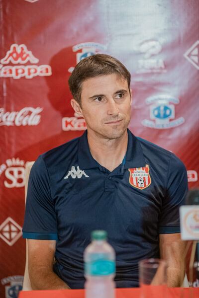 El argentino Luciano Theiler, nuevo entrenador del “Rojo”.