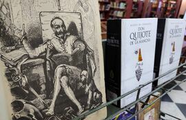 Parte de la exposición habilitada en la Biblioteca Municipal de Asunción.