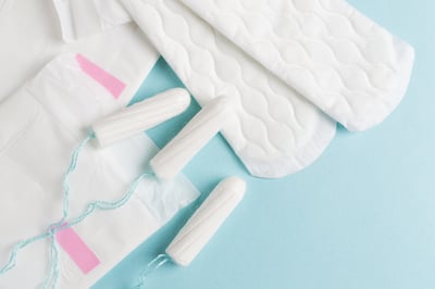 Aprueban provisión gratuita de elementos para la gestión menstrual a mujeres en situación de pobreza y vulnerabilidad.