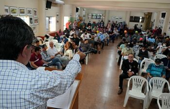 La subasta pública se llevó a cabo este sábado en la Gobernación del Alto Paraná.