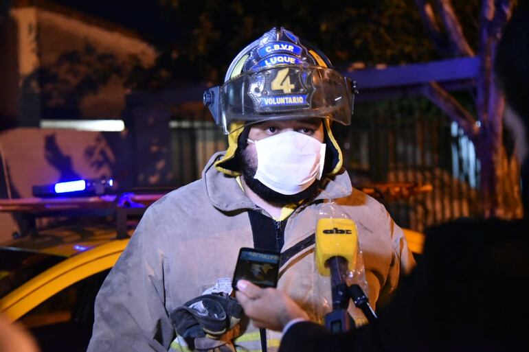 Capitán mayor Alex Benítez.