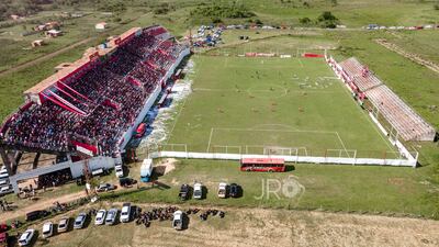 Como en el partido de Ida, el estadio Municipal de Carapeguá albergará el choque de desquite entre Sportivo Carapeguá y Mariscal López. (Foto: @carapegua77)