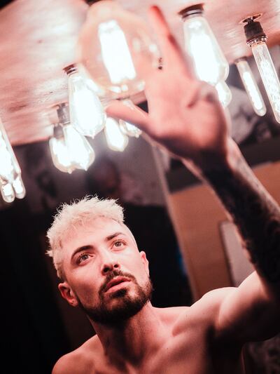 Gabo Viera despliega una faceta más pop con el lanzamiento de su nuevo sencillo.