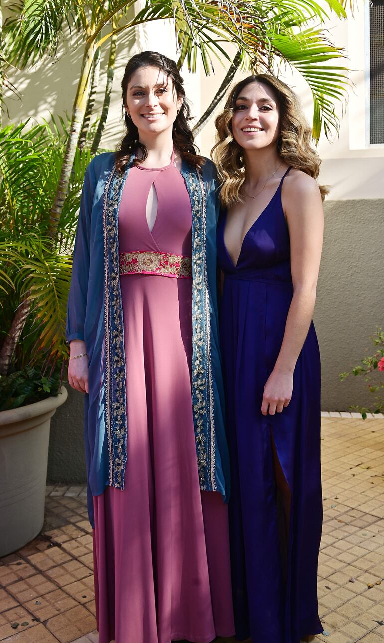 Magdalena Ariztia y Claudia Alvarez.