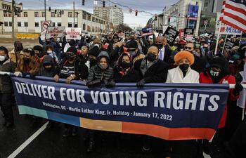 Familia de Luther King marcha para pedir al Senado de EEUU que proteja voto