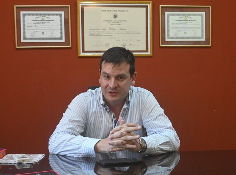 Adolfo Wildberger, representante de los vecinos organizados de la ciudad de Ypacaraí.