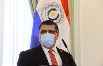 Julio Borba, nuevo ministro de Salud.