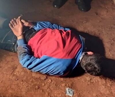 Gustavo Adolfo Valenzuela fue reducido por los vecinos y entregado a la Policía Nacional.