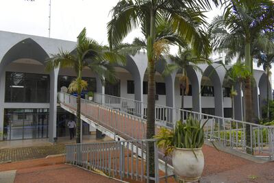 Fiscalía incautó documentos de la Gobernación de Guairá durante un allanamiento realizado por presuntas irregularidades en la ejecución presupuestaria de fondos COVID.
