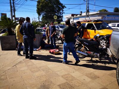 Ambos están conscientes y con lesiones leves.