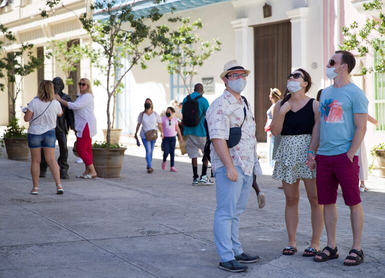 Turistas en La Habana, Cuba.
