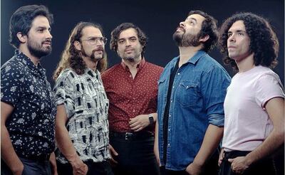 Rafael, Ángel, Luis Humberto, Julián y Javier conforman la banda de rock mexicana Enjambre.