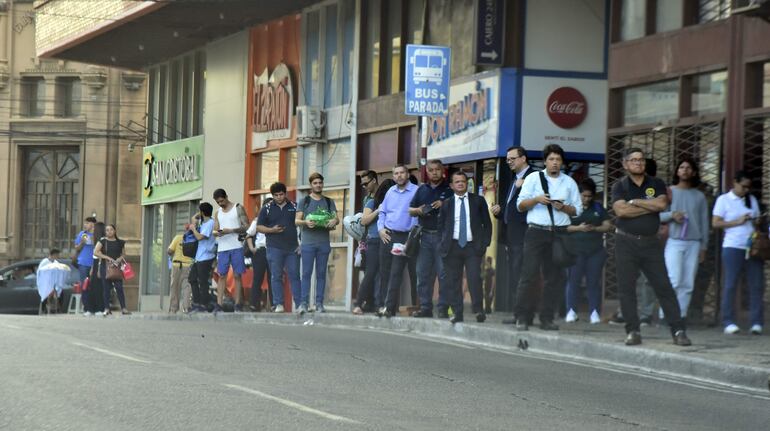 Usuarios del transporte público demoran más tiempo en llegar a destino por culpa de las "reguladas", lamentó Fedemipymes.