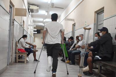 Las consultas clínicas por traumatismos menores son muy lentas, dicen los pacientes.