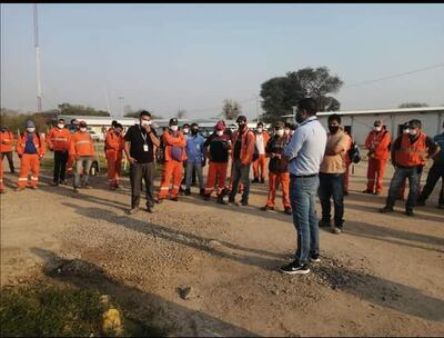 Trabajadores de la ruta bioceánica.
