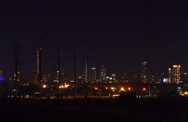 La costanera está a oscuras desde hace un año.