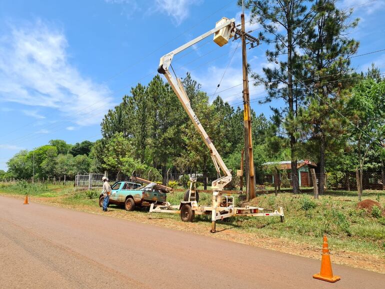 Mañana desde las 08:00 hasta las 13:00 se realizarán trabajos de mejoramiento del sistema de distribución de energía eléctrica en las compañías Cañada San Rafael y Costa Sosa de Luque
