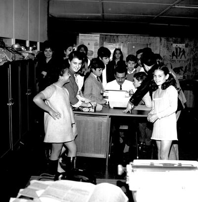 Alumnos de Jacinta Pichimahuida en ABC Color en 1968.