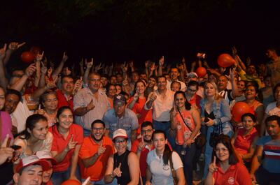 Reunión política en apoyo al candidato a senador Carlos Gímenez.