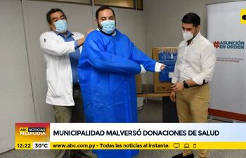 Te paso su número Pero solo pide que no pase a nadie su contacto pq esto le esta incomodando un poco