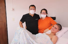 José Zaván (derecha), sigue en proceso de recuperación.