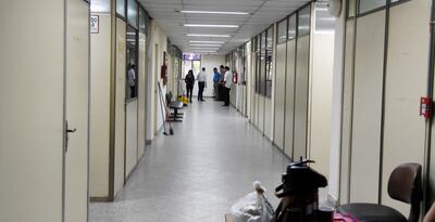 Oficinas y pasillos semivacíos es lo que siempre se encuentra cuando uno va a la Junta, debido a la gran cantidad de planilleros.