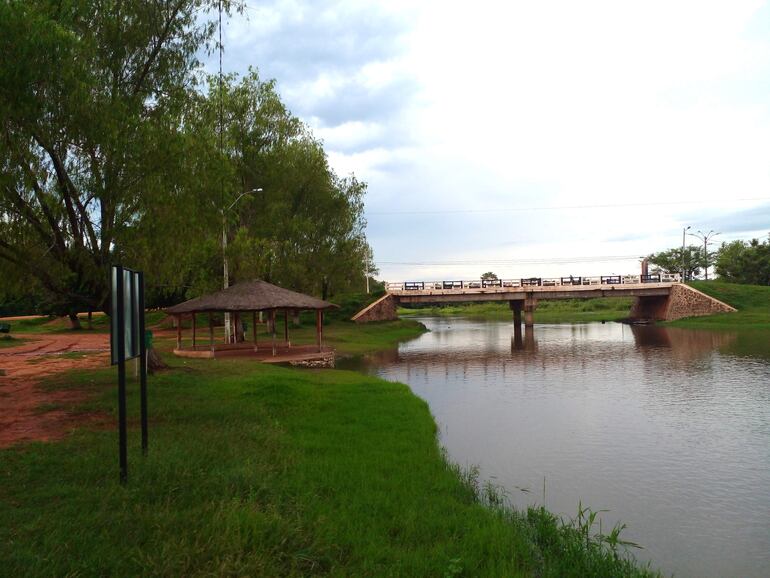 El arroyo Tapiracuai, en Santaní, San Pedro, ofrece un amplio espacio para acampar para los visitantes.
