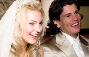 ¡Pura felicidad! Tynka y Nelson Haedo Valdez hace 14 años, el día del "sí, quiero".