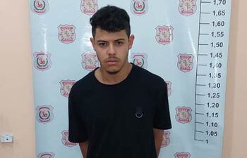 Aldoni Felipe De Asís Vas, detenido durante uno de los allanamientos efectuados en el marco del doble crimen.