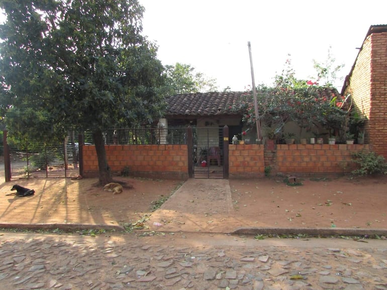 La vivienda del fallecido Cornelio Morales Quiroga en el barrio Niño Jesús de Quiindy.