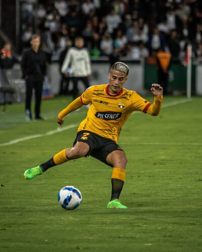 Cristhian “Titi” Ortiz, delantero argentino del Barcelona.