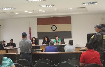 Momentos en que se daba la lectura de la sentencia.