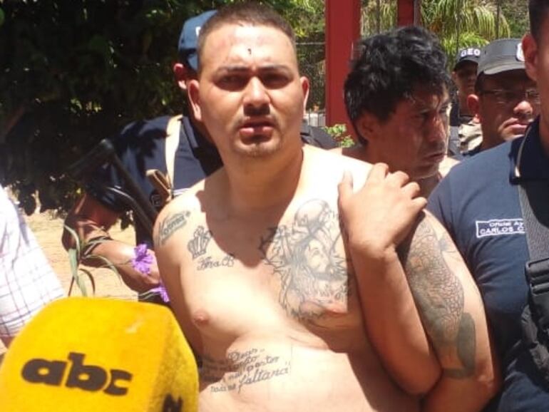 Fredy González Delvalle (sin remera).