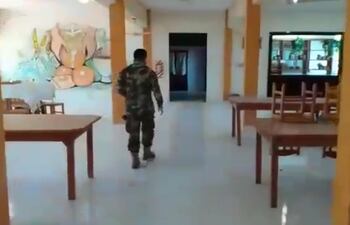 Militares mostraron en un recorrido las instalaciones del albergue de Cafasa.