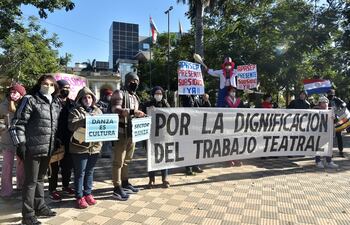 Imagen de archivo. Ya desde el año pasado artistas vienen manifestándose exigiendo mejores condiciones de trabajo.