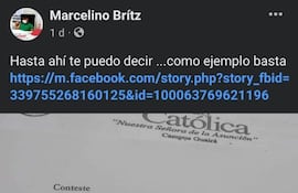 Algunos de los vergonzosos exámenes que el docente Marcelino Brítez expuso después de que alumnos y padres de familia se manifestaran en su contra.