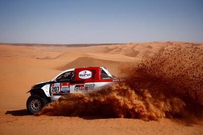 Giniel De Villiers se quedó con la novena etapa del Dakar.
