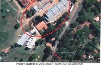 Asfalto hecho en el acceso del Consejo Regional de Salud y Parque Sanitario ya existía incluso antes de la promulgación de la ley de emergencia sanitaria.