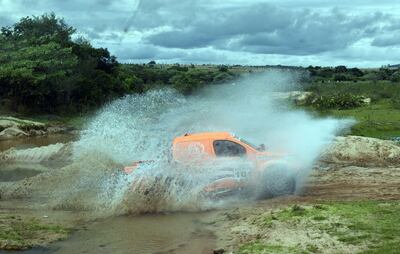 Blas Zapag y Juan José Sánchez marchan al frente en la categoría Camionetas T1 Nafta.