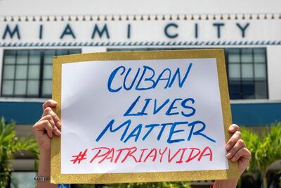 Miami (United States), 15/07/2021.- Cuban-Americans attend a demonstration to support the protesters in Cuba, in front of the Miami City Hall in Miami, Florida, USA, 15 July 2021. Thousands of Cubans took to the streets in Cuba on 11 July to protests the government's handling of the COVID-19 pandemic, the economy, as well as shortages of commodities on the island. (Protestas, Estados Unidos) EFE/EPA/CRISTOBAL HERRERA-ULASHKEVICH