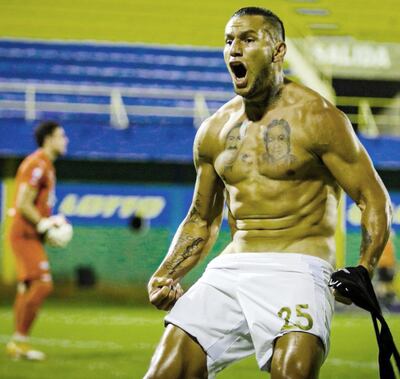 El festejo de Raúl Bobadilla que le costó la sanción.