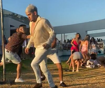 Pelea a la salida de una fiesta de año, habría sido en Luque.